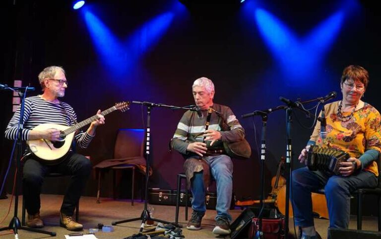 Bouzouki Bellows